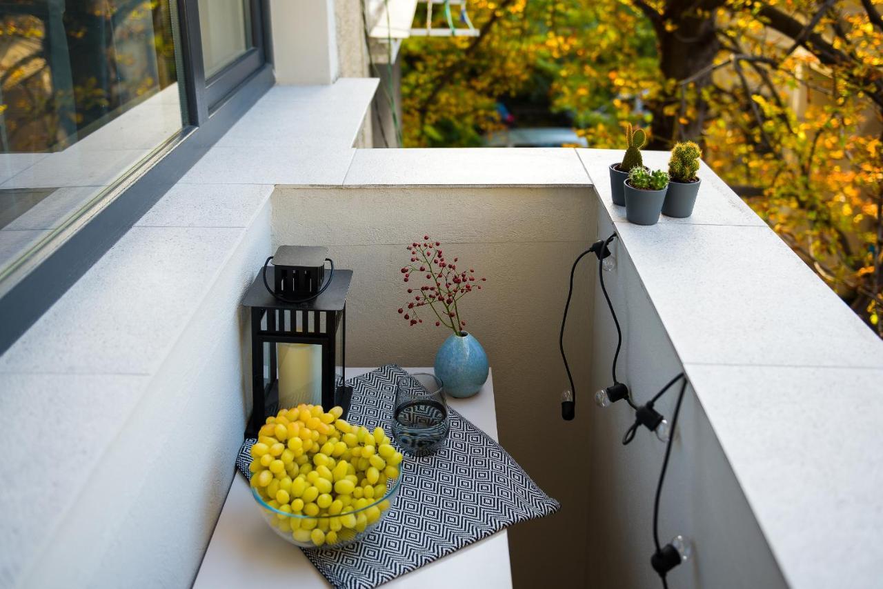 Sunny Studio - Top Location - Green View Balcony Bucarest Exterior foto